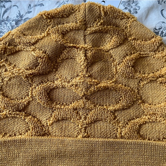 NWT Coach Mustard Yellow Knit Fall 2023 Textured Beanie Hat - Picture 2 of 5